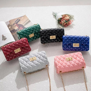 Adult Tufted Purse