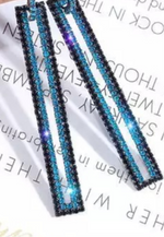 Load image into Gallery viewer, Sparkle Don Earrings
